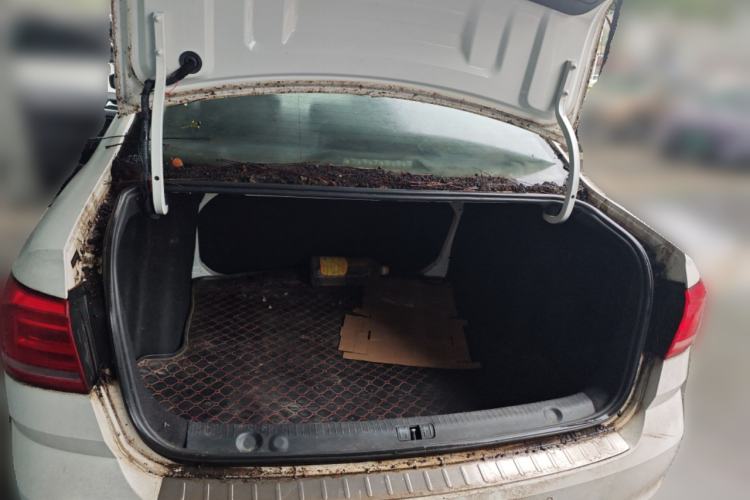 Used Volkswagen Lavida 2017 1.6L Manual Fashion Edition
