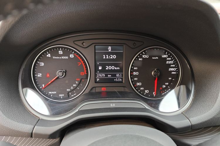 Used Audi Q2L 2020 35 TFSI Fashionable and Elegant Model Instrument Cluster