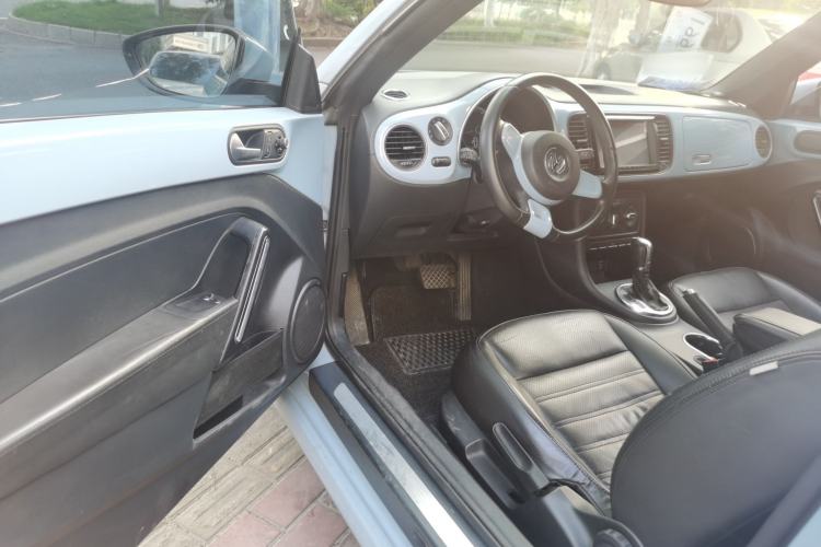 Used Volkswagen Beetle 2015 180TSI model Driver Seat