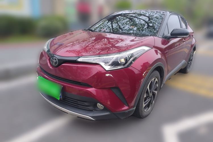 Used Toyota IZOA 2018 2.0L Yixuan Sunroof Version China V Standard