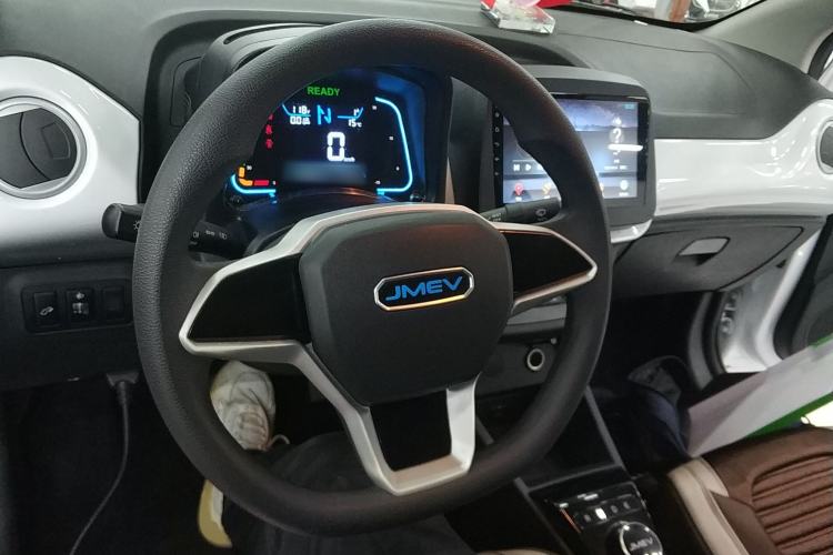 Used JMEV Xiao Qilin 2022 Heart-Pounding Edition Center Console