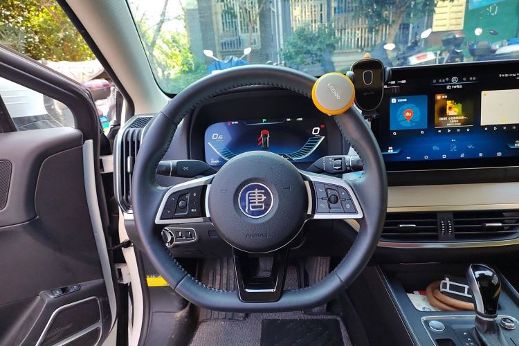 Used BYD Tang 2019 2.0T Automatic SmartConnect Luxury 7-Seater China VI Standard