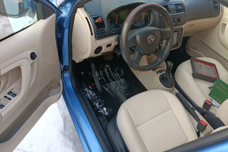 Used Skoda Fabia 2014 1.4L Automatic Crystal Edition