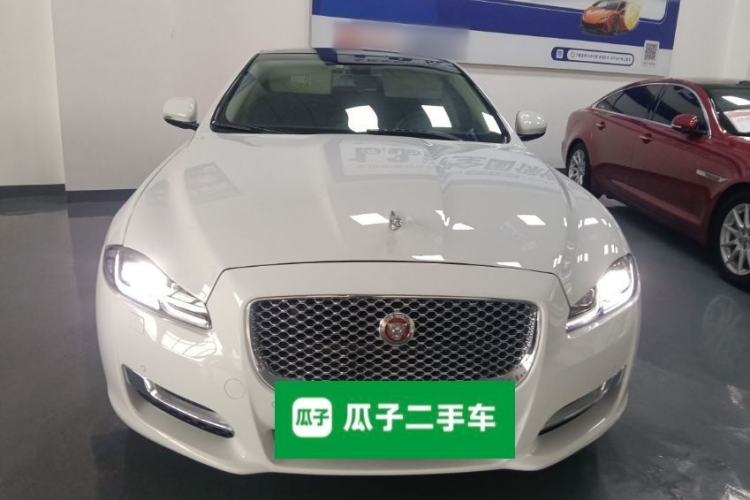 Used Jaguar XJ 2016 XJL 2.0T Two-Wheel-Drive Elegant Business Edition
