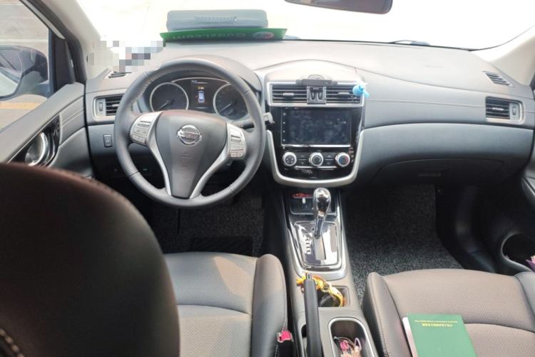 Used Nissan Tiida 2021 1.6L CVT Smart Drive Edition Center Console