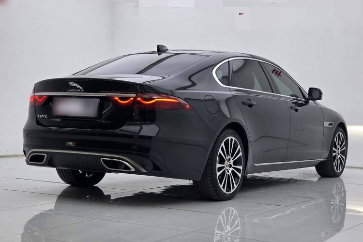 Used Jaguar XFL 2024 2.0T P250 Two-Wheel Drive Prestige Luxury Edition