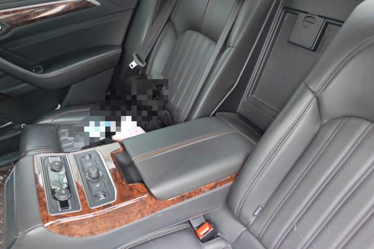 Used Dongfeng Aeolus A9 2016 1.8T Luxury Model
