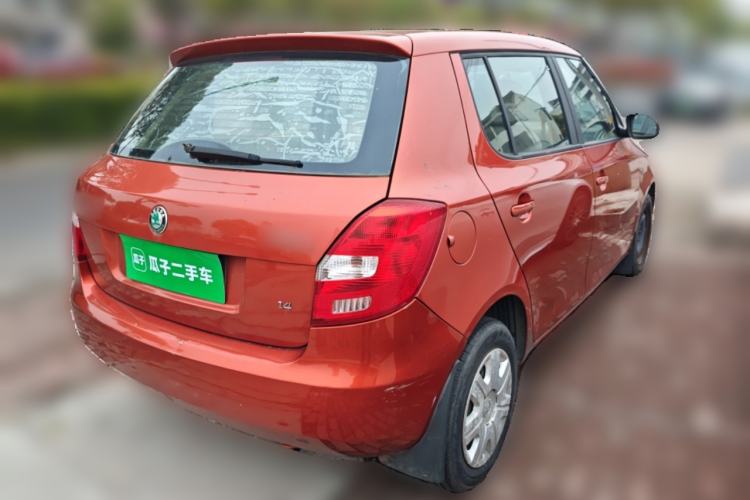 Used Skoda Fabia 2011 1.4L Manual Crystal Edition
