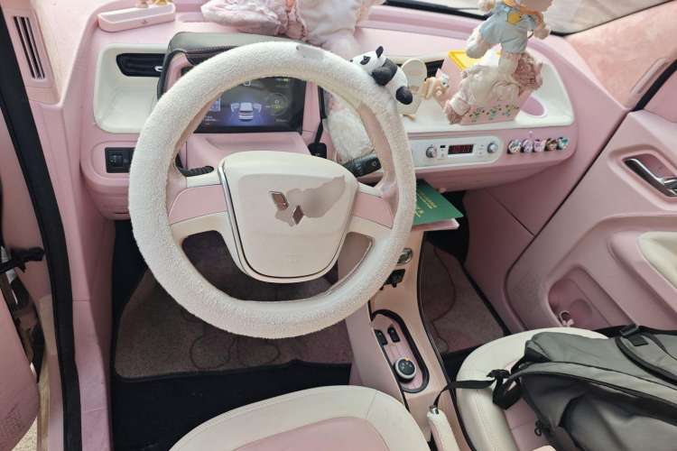 Used Wuling Hongguang MINIEV 2022 Macaron Premium Model – Lithium Iron Phosphate