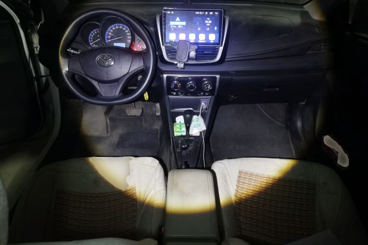 Used Toyota Vios 2017 1.5L CVT Innovation Edition Center Console