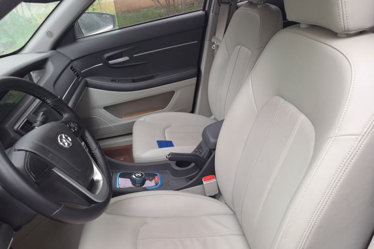 Used BAIC New Energy EU 2016 EU260 Enjoy Edition
