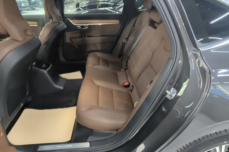 Used Volvo S90 New Energy 2022 T8 eDrive Hybrid Luxury Edition