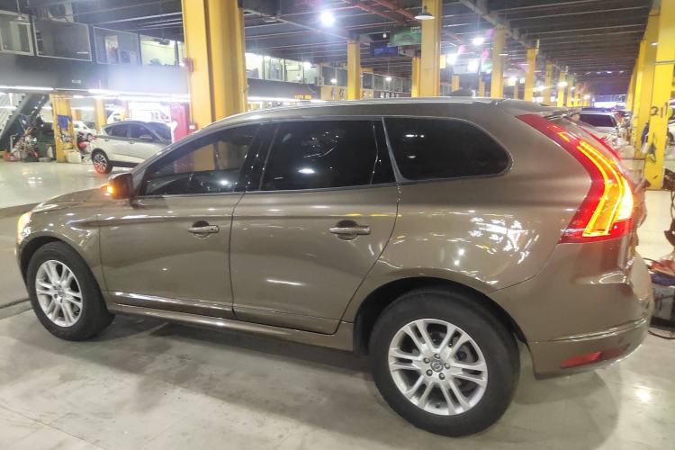 Used Volvo XC60 2015 T5 Zhiyi Edition
