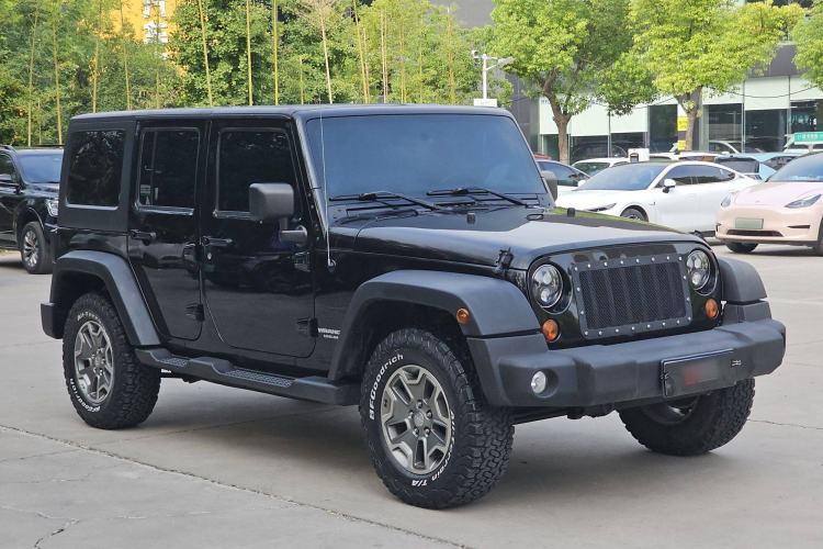 Used Jeep Wrangler 2013 3.6L Sahara Four-Door Edition
