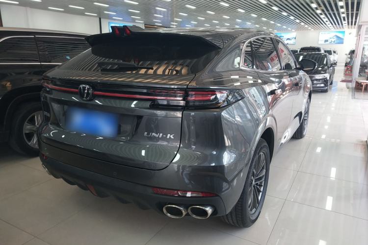 Used CHANGAN UNI-K 2023 2.0T Two-Wheel Drive YueShang Trim