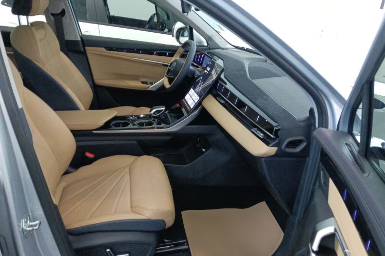 Used Geely Auto FX11 2023 1.5TD DCT Prestige Edition Right Front Seat