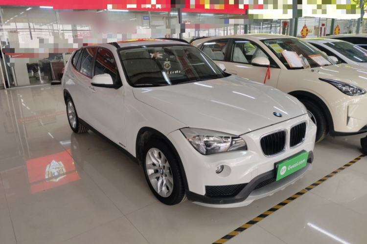 Used BMW X1 2015 sDrive18i Fashion Upgrade Edition Front Right 45 Deg