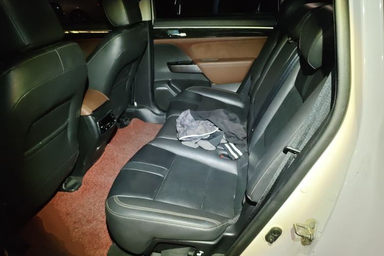 Used GAC Trumpchi GS8 2017 320T Two-Wheel Drive Luxury Smart Connectivity Version (7 Seats)