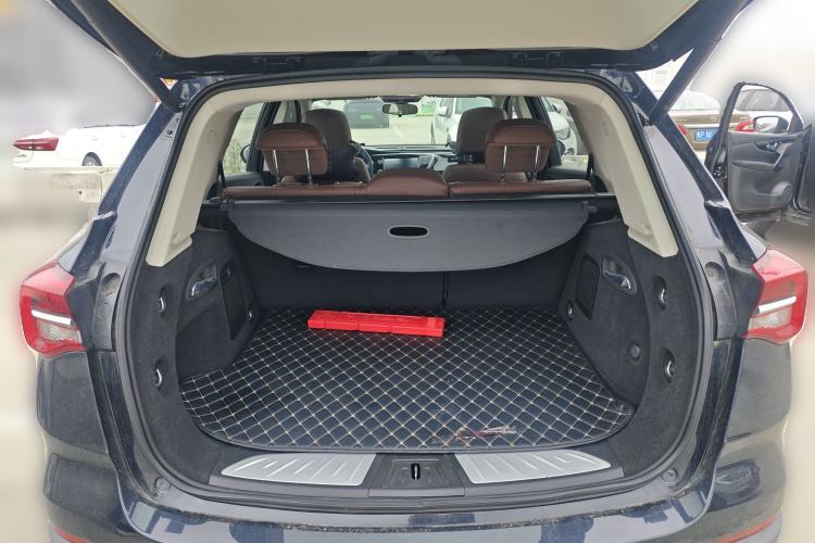 Used Buick Envision 2020 Encore S 652T Two-Wheel Drive Luxury Model
