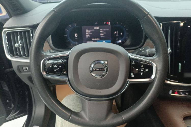 Used Volvo S90 2022 B5 Zhiyuan Luxury Edition