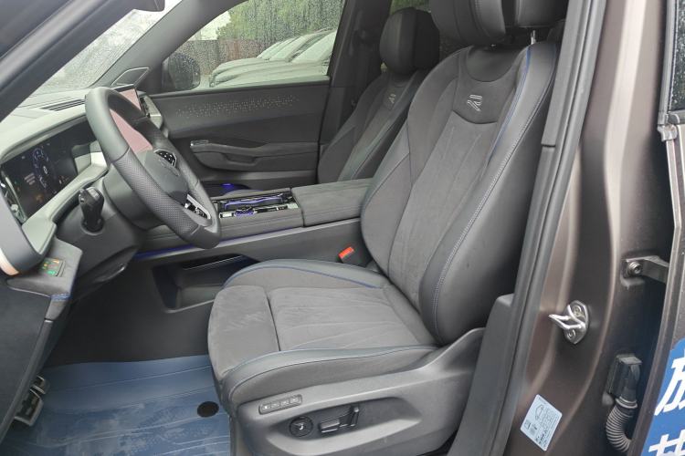 Used Volkswagen Teramont 2025 Tiguan Pro 450TSI Four-Wheel Drive Summit Edition
