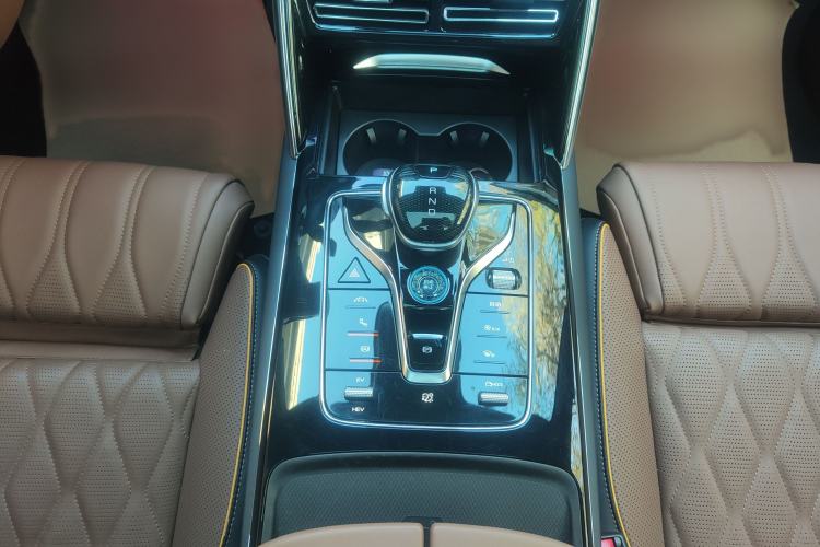 Used BYD Tang New Energy 2021 DM-i 112KM Prestige Model
