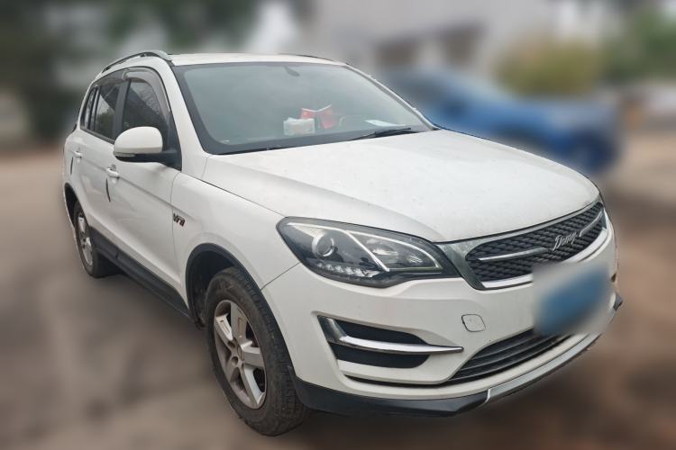 Used Zotye Domy X5 2017 Value Edition 1.6L Manual Comfort Model Front Right 45 Deg