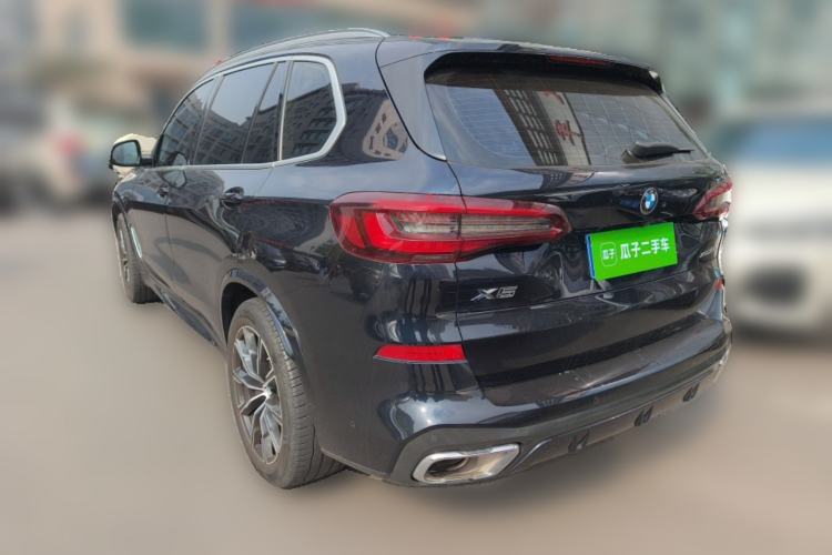 Used BMW X5 2022 Restyled xDrive 30Li M Sport Package Rear Left 45 Deg