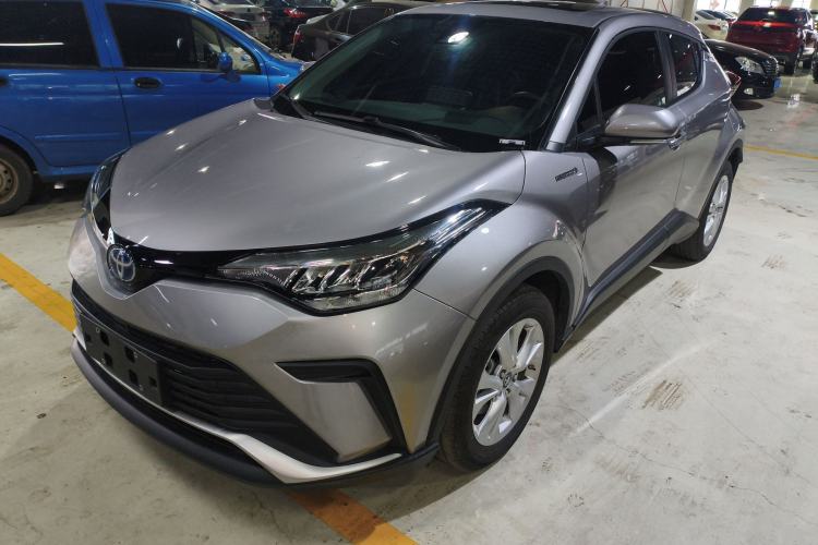 Used Toyota IZOA 2021 Dual-Motor 2.0L Yixiang Edition