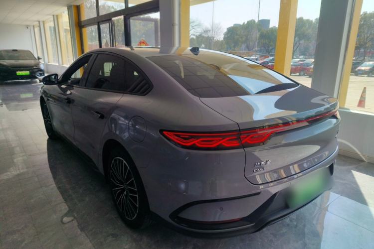 Used BYD Han 2025 DM-i Intelligent Driving Edition 125KM LiDAR Flagship Model