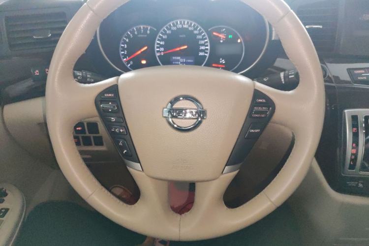 Used Nissan Quest 2015 3.5L SL Steering Wheel