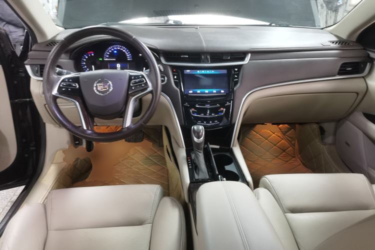 Used Cadillac XTS 2015 28T Comfort Model Center Console