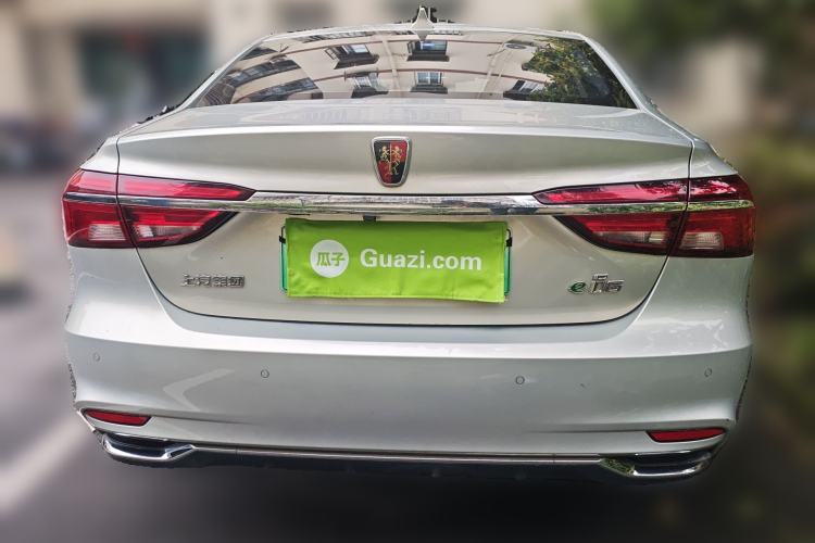 Used Roewe i6 New Energy 2017 45T Hybrid Connect & Smart Enjoyment Edition
