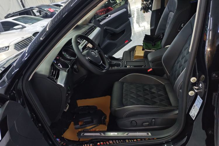 Used Volkswagen Magotan GTE Plug-in Hybrid 2020 GTE Luxury Model
