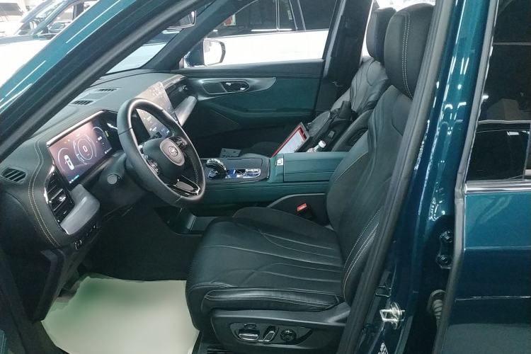 Used GAC Trumpchi ES9 2024 PHEV with 143 km Max
