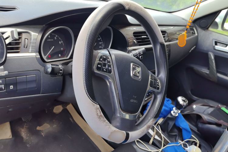 Used Zotye T600 2014 1.5T Manual Flagship Version