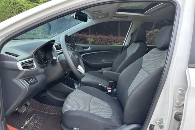 Used Hyundai Verna (older generation) 2017 1.4L Automatic YueXiang Edition China V-standard
