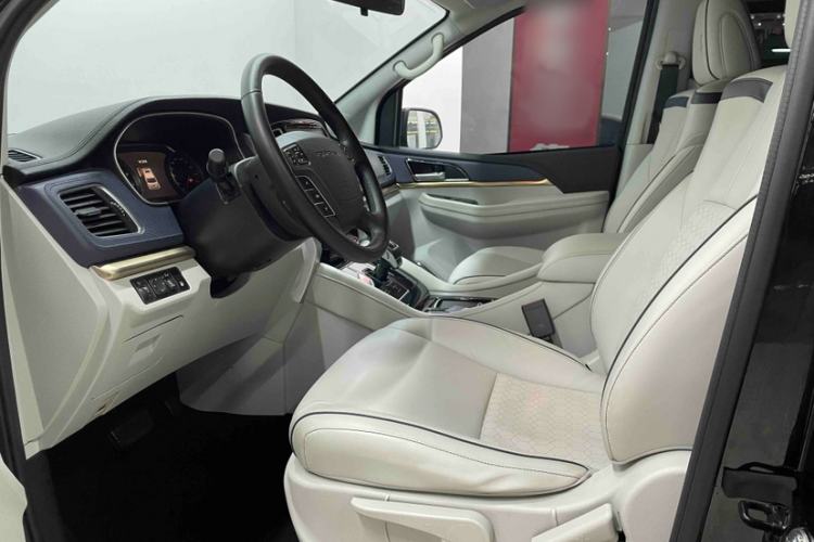 Used FORTHING M7 2022 Lingjue Model 2.0T Automatic Executive Edition
