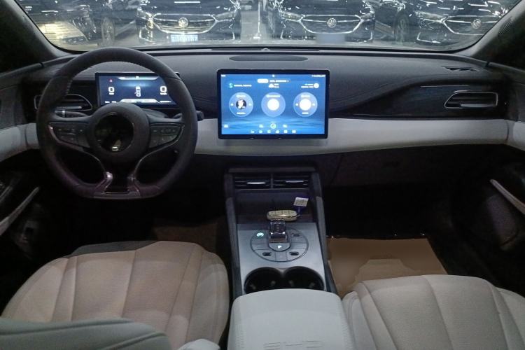 Used BYD Seal 06 New Energy 2024 DM-i 120KM Prestige Model
