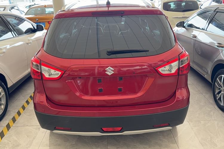 Used Suzuki S-Cross 2014 1.6L CVT Two-Wheel Drive Elite Version
