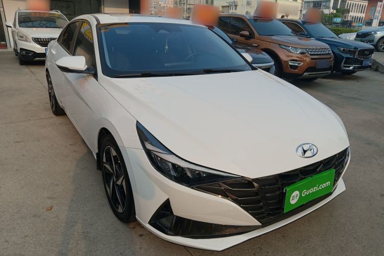 Used Hyundai Elantra 2021 1.5L CVT LUX Prestige Edition