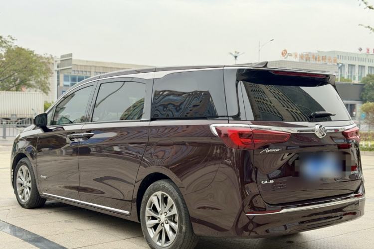 Used Buick GL8 2022 Facelifted Avenir Aivia 7-Seater Premium Edition