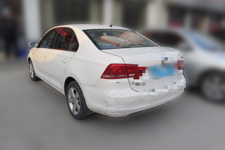 Used Volkswagen Santana 2015 1.6L Manual Comfort Edition
