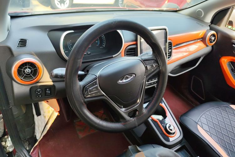 Used Chery QQ Little Ant 2021 150 000 Yuan Ant Fan Edition Ant Trend Version Lithium-Ion Battery Steering Wheel