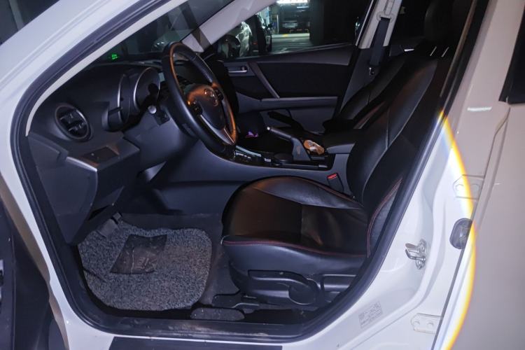 Used Mazda 3 2013 Sedan 1.6L Automatic Elite Model
