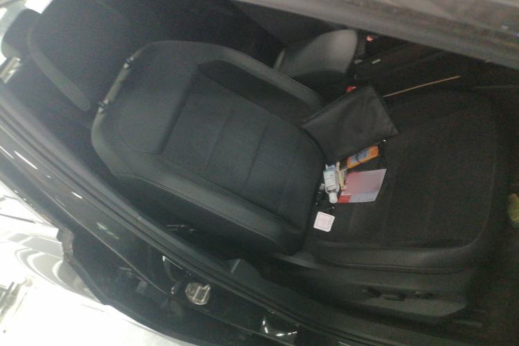 Used Volkswagen T-ROC 2020 280TSI DSG Two-Wheel-Drive Luxury Version
