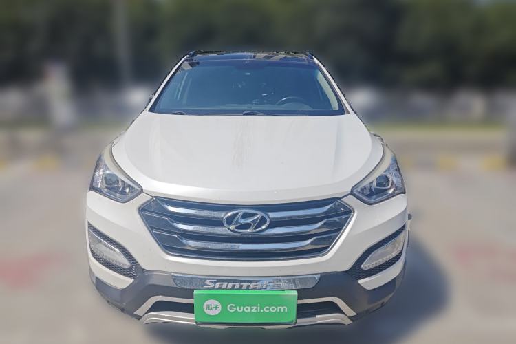 Used Hyundai Santa Fe 2013 2.4L Automatic Two-Wheel Drive Smart Version