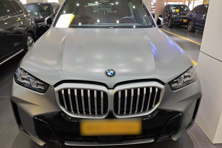 Used BMW X5 2023 xDrive 40Li M Sport Night Edition Package
