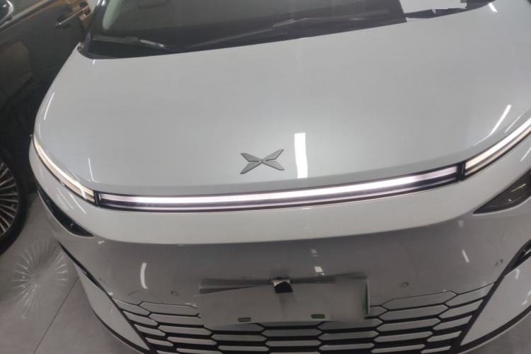 Used XPeng X9 2025 740 Ultra-Long Range Max
