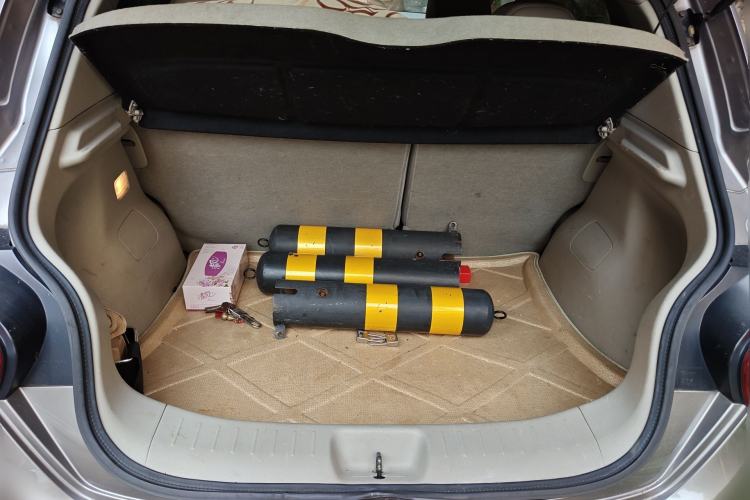 Used Nissan Tiida 2011 1.6L CVT Smart Version Trunk